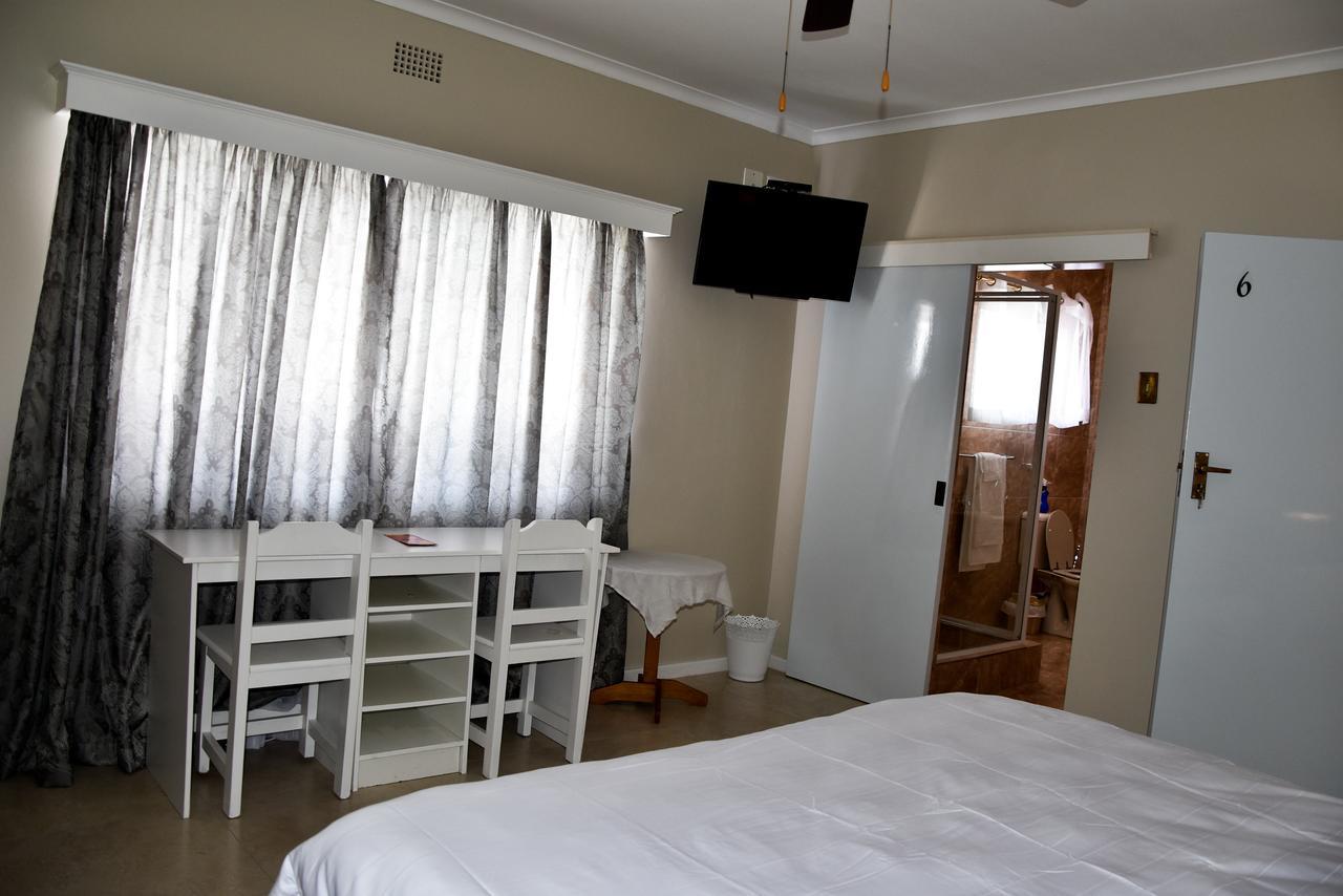 34Onlincoln Guesthouse เบลวิลล์ ภายนอก รูปภาพ